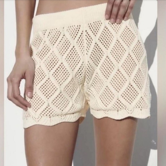 ZARA Crochet shorts - Picture 2 of 4